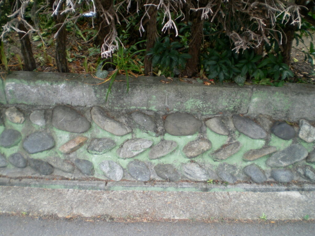 劣化がひどかった石垣